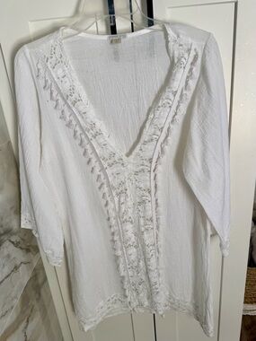 White womens Swim Coverup Crochet V-Neck Tunic with Tassels South beachTop